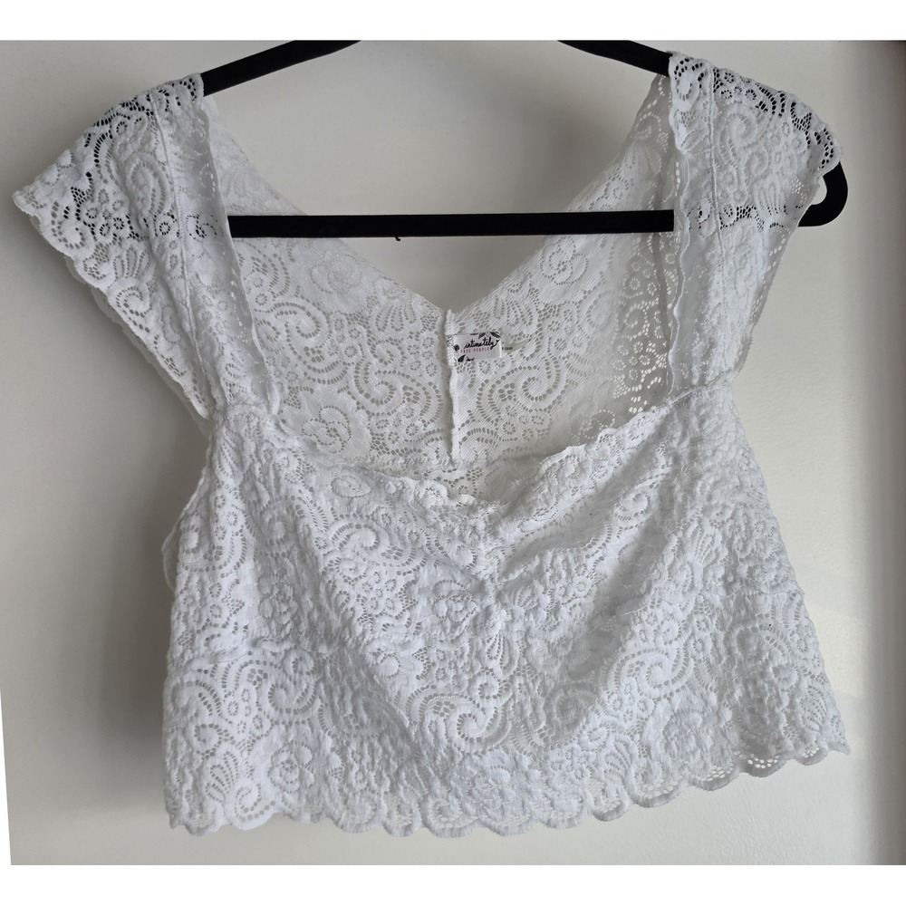 Intimately Free People Crop Top Size M White Lace Sleeveless Scoop Neck Boho